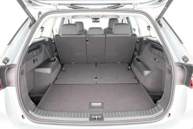 Skoda Kodiaq 2.0 TDI 110 kW Selection DSG Selection, 7-Sitzer, AHK, Navi, Side, Kamera, 4 J.-Garantie 