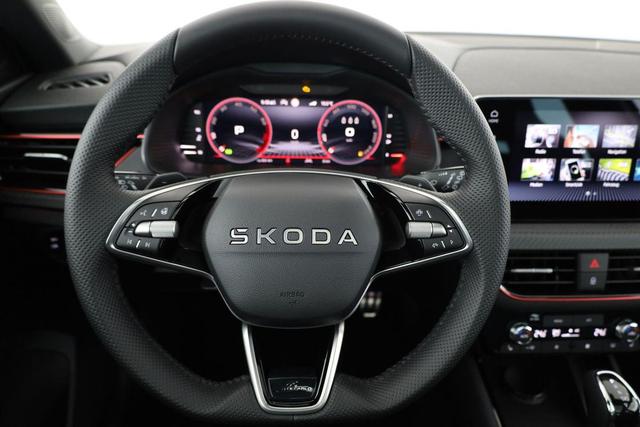 Skoda Kamiq Monte Carlo 1.0 TSI DSG Carlo, Pano, Matrix, Navi, Kamera, 17-Zoll, 5 J.-Garantie 