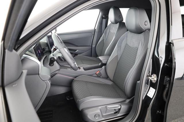 Volkswagen T-Roc 1.5 eTSI 110 kW R-Line DSG Black, AHK, IQ.Light, Kamera, el. Klappe, 19-Zoll 