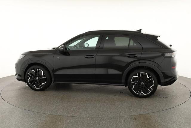 Volkswagen T-Roc 1.5 eTSI 110 kW R-Line DSG Black, AHK, IQ.Light, Kamera, el. Klappe, 19-Zoll 