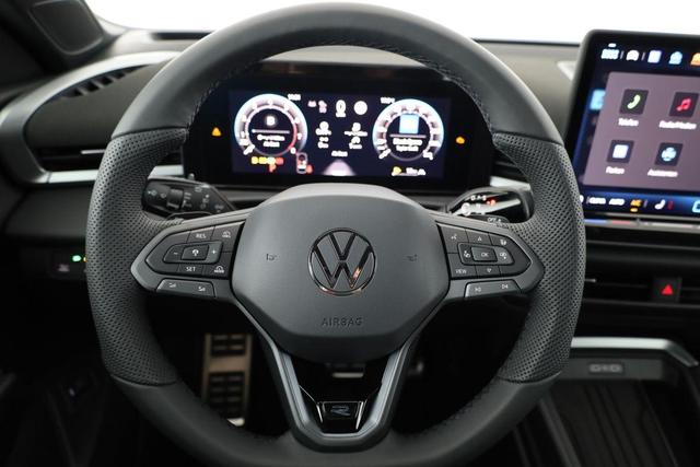 Volkswagen T-Roc 1.5 eTSI 110 kW R-Line DSG Black, AHK, IQ.Light, Kamera, el. Klappe, 19-Zoll 