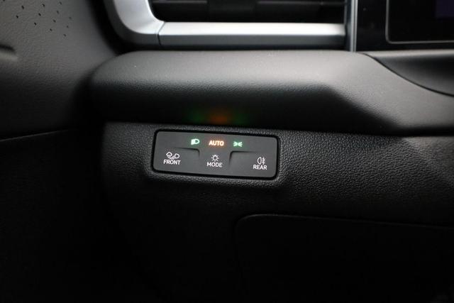 Volkswagen T-Roc 1.5 eTSI 110 kW R-Line DSG Black, AHK, IQ.Light, Kamera, el. Klappe, 19-Zoll 