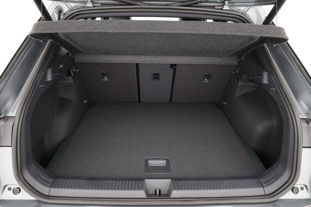 Volkswagen T-Roc 1.5 eTSI 110 kW R-Line DSG Black, AHK, IQ.Light, Kamera, el. Klappe, 19-Zoll 
