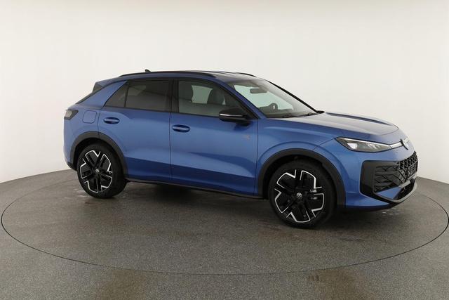Volkswagen T-Roc 1.5 eTSI 110 kW R-Line DSG Black, AHK, IQ.Light, Kamera, el. Klappe, 19-Zoll 