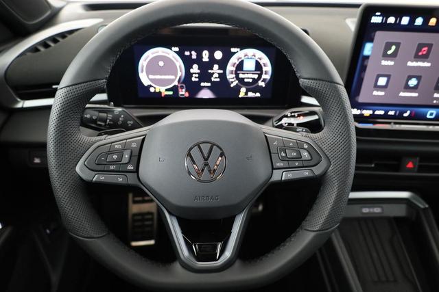 Volkswagen T-Roc 1.5 eTSI 110 kW R-Line DSG Black, AHK, IQ.Light, Kamera, el. Klappe, 19-Zoll 