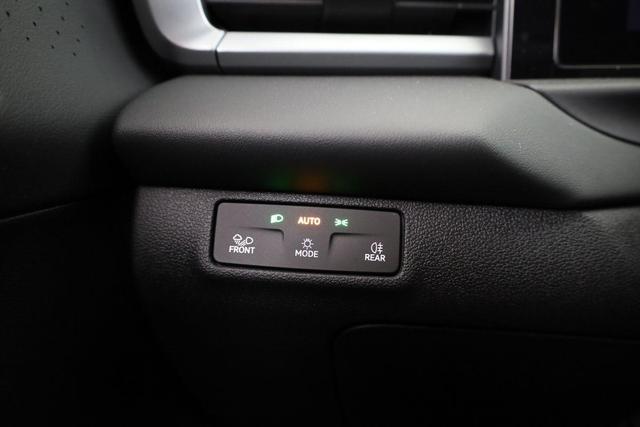Volkswagen T-Roc 1.5 eTSI 110 kW R-Line DSG Black, AHK, IQ.Light, Kamera, el. Klappe, 19-Zoll 