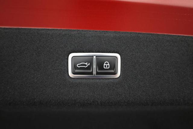 Hyundai IONIQ 6 Top Line Elektro 4WD Top-LINE 4WD, HuD, Navi, Matrix, AreaView, BOSE, Side 