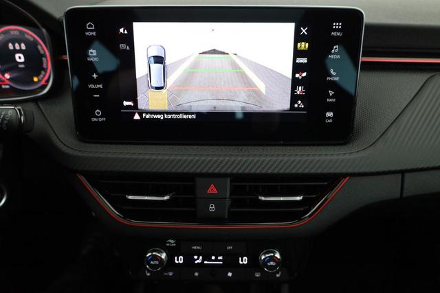 Skoda Kamiq Monte Carlo 1.5 TSI DSG Carlo, Pano, AHK, Matrix, Navi, Side, 18-Zoll, 5 J.-Garantie 
