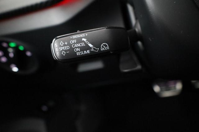 Skoda Kamiq Monte Carlo 1.5 TSI DSG Carlo, Pano, AHK, Matrix, Navi, Side, 18-Zoll, 5 J.-Garantie 