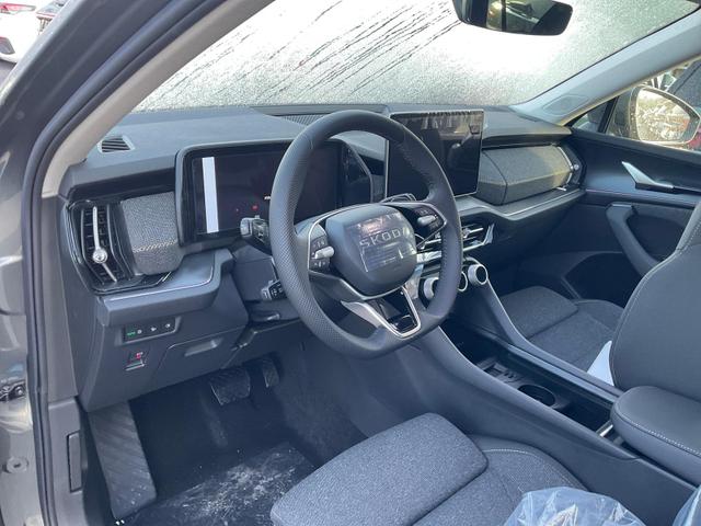 Lagerfahrzeug Skoda Kodiaq - 1.5 TSI mHEV 110 kW Selection DSG Selection, AHK, Navi, Side, el. Klappe, Kamera, 18-Zoll, 5 J.-Garantie