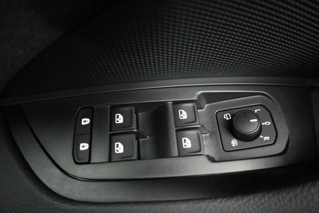 Skoda Kodiaq 1.5 TSI mHEV 110 kW Selection DSG Selection, AHK, Navi, Side, el. Klappe, Kamera, 18-Zoll, 5 J.-Garantie 