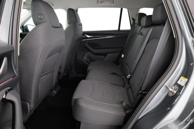 Skoda Kodiaq 1.5 TSI mHEV 110 kW Selection DSG Selection, AHK, Navi, Side, el. Klappe, Kamera, 18-Zoll, 5 J.-Garantie 