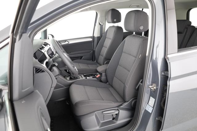Volkswagen Touran Comfortline BMT/Start-Stopp 1.5 TSI DSG Comfortline, AHK, Navi, Side, Kamera, easyOpen, 17-Zoll, 4.J-Garantie 