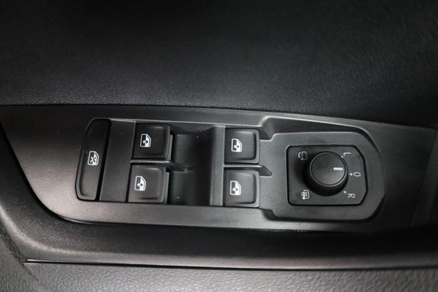 Skoda Karoq Sportline 1.5 TSI DSG Sportline, Navi, CANTON, Matrix, AreaView, Side, el. Klappe, FS-beheizbar, 5 J.-Garantie 