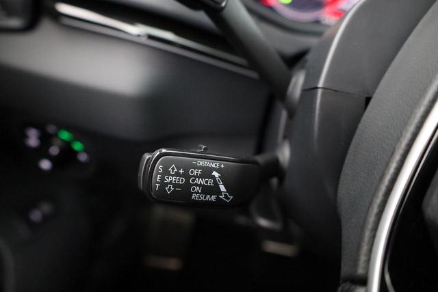Skoda Karoq Sportline 1.5 TSI DSG Sportline, Navi, CANTON, Matrix, AreaView, Side, el. Klappe, FS-beheizbar, 5 J.-Garantie 