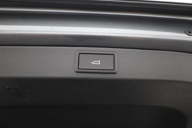 Skoda Karoq Sportline 1.5 TSI DSG Sportline, Navi, CANTON, Matrix, AreaView, Side, el. Klappe, FS-beheizbar, 5 J.-Garantie 