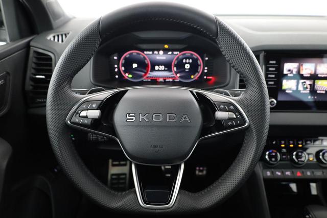 Skoda Karoq Sportline 1.5 TSI DSG Sportline, AHK, Navi, CANTON, Matrix, AreaView, Side, Kamera, el. Klappe, FS-beheizbar, 5 J.-Garantie 