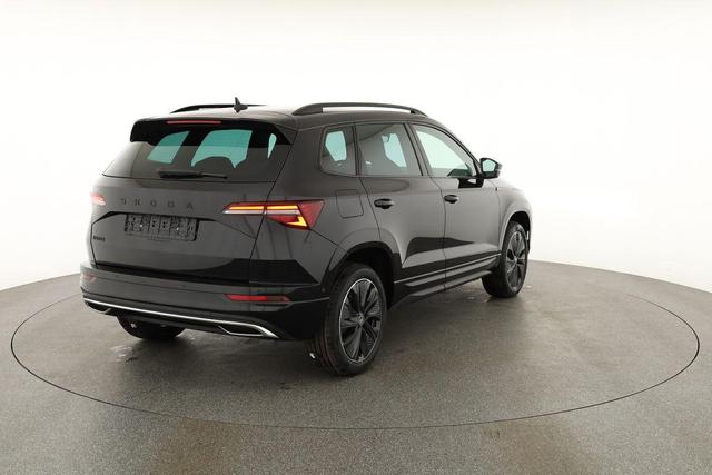 Skoda Karoq Sportline 1.5 TSI DSG Sportline, AHK, Navi, CANTON, Matrix, AreaView, Side, Kamera, el. Klappe, FS-beheizbar, 5 J.-Garantie 