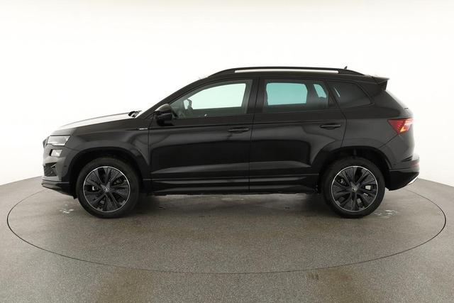 Skoda Karoq Sportline 1.5 TSI DSG Sportline, AHK, Navi, CANTON, Matrix, AreaView, Side, Kamera, el. Klappe, FS-beheizbar, 5 J.-Garantie 