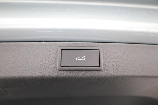 Skoda Karoq Sportline 1.5 TSI DSG Sportline, AHK, Navi, CANTON, Matrix, AreaView, Side, Kamera, el. Klappe, FS-beheizbar, 5 J.-Garantie 