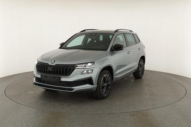 Skoda Karoq Sportline 1.5 TSI DSG Sportline, AHK, Navi, CANTON, Matrix, AreaView, Side, Kamera, el. Klappe, FS-beheizbar, 5 J.-Garantie 
