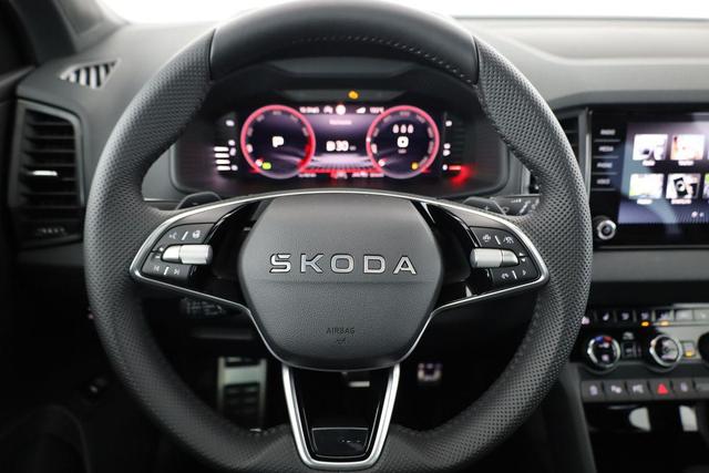 Skoda Karoq Sportline 1.5 TSI DSG Sportline, Pano, AHK, Navi, CANTON, Matrix, AreaView, Side, el. Klappe, FS-beheizbar, 5 J.-Garantie 
