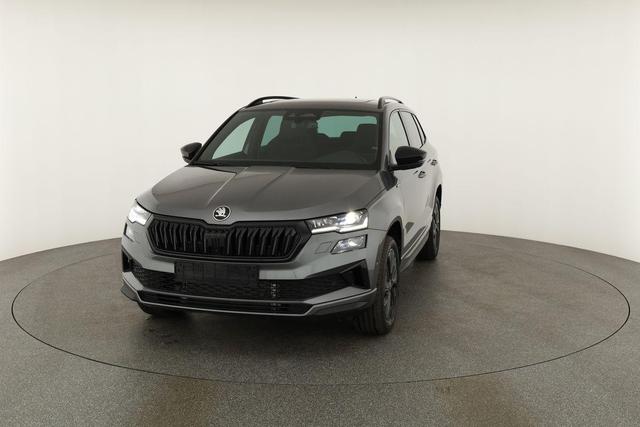 Skoda Karoq Sportline 1.5 TSI DSG Sportline, Pano, AHK, Navi, CANTON, Matrix, AreaView, Side, el. Klappe, FS-beheizbar, 5 J.-Garantie 