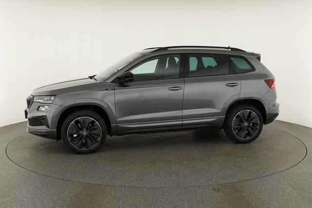 Skoda Karoq Sportline 1.5 TSI DSG Sportline, Pano, AHK, Navi, CANTON, Matrix, AreaView, Side, el. Klappe, FS-beheizbar, 5 J.-Garantie 