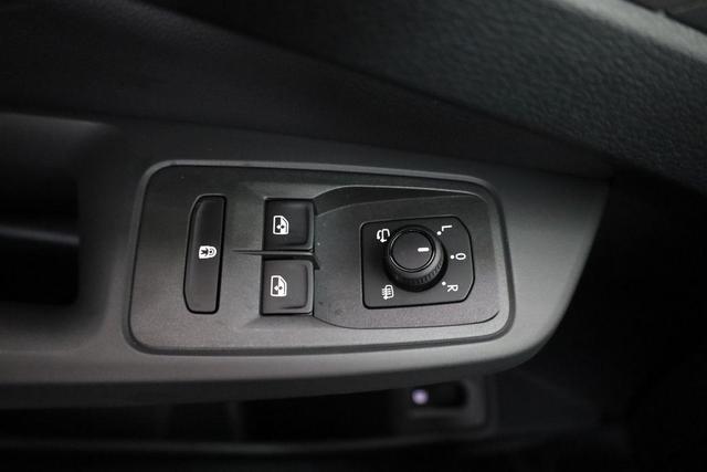 Volkswagen Caddy Life eHybrid 1.5 Life, AHK, Navi, Side, FS-beheizbar, ACC, Kamera, LED, 17-Zoll, 5 J.-Garantie 