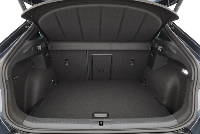 Cupra Formentor 2.0 TSI 150 kW 4Drive DSG 4Drive, AHK, Navi. LED, el. Klappe, Kamera, ACC, 18-Zoll 