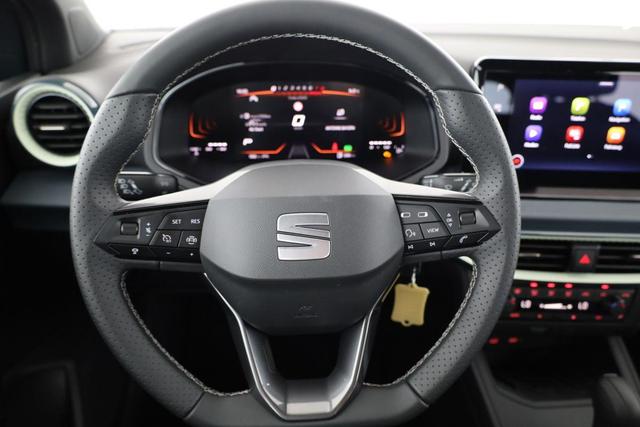 Seat Arona 1.0 TSI 85 kW Style DSG Style, AHK, Navi, ACC, Kamera, LED 