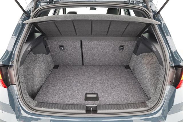 Seat Arona 1.0 TSI 85 kW Style DSG Style, AHK, Navi, ACC, Kamera, LED 