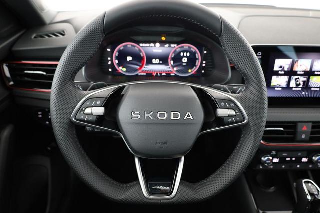 Skoda Kamiq Monte Carlo 1.5 TSI DSG Carlo, Pano, AHK, Matrix, Navi, Side, 18-Zoll, 5 J.-Garantie 
