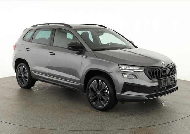 Skoda Karoq - Sportline 1.5 TSI DSG Sportline, AHK, Navi, CANTON, Matrix, AreaView, Side, Kamera, el. Klappe, FS-beheizbar, 5 J.-Garantie