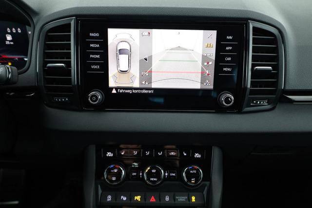 Skoda Karoq Sportline 1.5 TSI DSG Sportline, AHK, Navi, CANTON, Matrix, AreaView, Side, Kamera, el. Klappe, FS-beheizbar, 5 J.-Garantie 