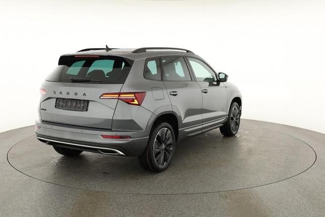 Skoda Karoq Sportline 1.5 TSI DSG Sportline, AHK, Navi, CANTON, Matrix, AreaView, Side, Kamera, el. Klappe, FS-beheizbar, 5 J.-Garantie 