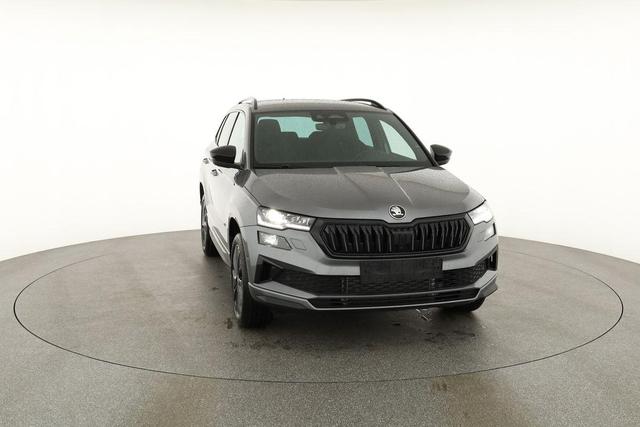 Skoda Karoq Sportline 1.5 TSI DSG Sportline, AHK, Navi, CANTON, Matrix, AreaView, Side, Kamera, el. Klappe, FS-beheizbar, 5 J.-Garantie 