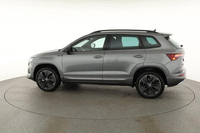 Skoda Karoq Sportline 1.5 TSI DSG Sportline, AHK, Navi, CANTON, Matrix, AreaView, Side, Kamera, el. Klappe, FS-beheizbar, 5 J.-Garantie 