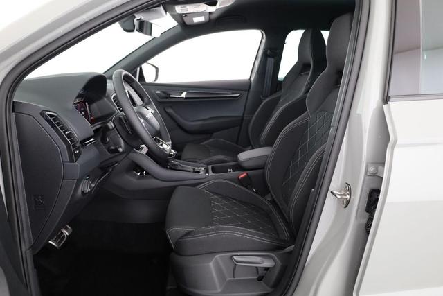 Skoda Karoq Sportline 1.5 TSI DSG Sportline, AHK, Navi, CANTON, Matrix, AreaView, Side, Kamera, el. Klappe, FS-beheizbar, 5 J.-Garantie 
