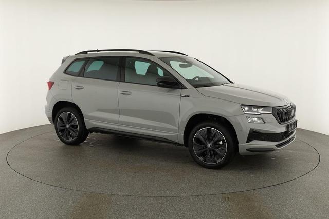 Skoda Karoq Sportline 1.5 TSI DSG Sportline, AHK, Navi, CANTON, Matrix, AreaView, Side, Kamera, el. Klappe, FS-beheizbar, 5 J.-Garantie 