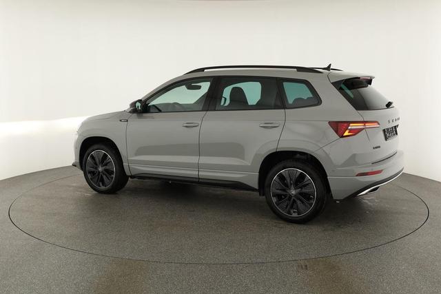 Skoda Karoq Sportline 1.5 TSI DSG Sportline, AHK, Navi, CANTON, Matrix, AreaView, Side, Kamera, el. Klappe, FS-beheizbar, 5 J.-Garantie 
