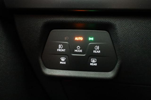 Cupra Formentor 2.0 TSI 150 kW 4Drive DSG 4Drive, Pano, Navi, Matrix, el. Klappe, Side, AreaView, ACC, 19-Zoll 