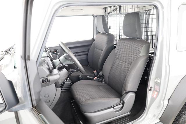 Suzuki Jimny Comfort AllGrip NFZ 1.5 4x4, AHK, Sitzheizung, 1. Hand 