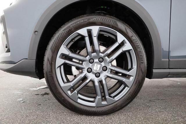 Seat Arona 1.5 TSI 110 kW FR DSG FR, AHK, Navi, ACC, Side, Kamera, LED 