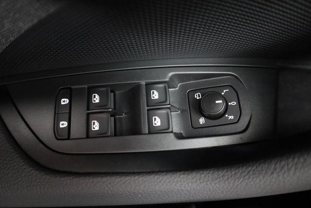 Skoda Kodiaq 2.0 TSI 150 kW 4x4 Selection DSG Selection, AHK, Navi, Side, el. Klappe, Kamera, 18-Zoll, 5 J.-Garantie 