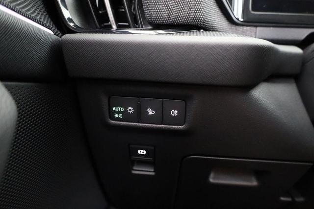Skoda Kodiaq 2.0 TSI 150 kW 4x4 Selection DSG Selection, AHK, Navi, Side, el. Klappe, Kamera, 18-Zoll, 5 J.-Garantie 