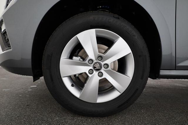 Skoda Kamiq Selection 1.5 TSI DSG Selection, LED, Kamera, 16-Zoll 
