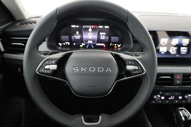Skoda Kamiq Selection 1.5 TSI DSG Selection, LED, Kamera, 16-Zoll 