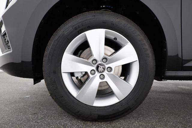 Skoda Kamiq Selection 1.5 TSI DSG Selection, LED, Kamera, 16-Zoll 
