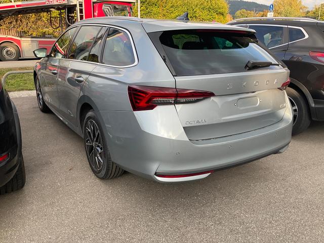 Skoda Octavia Combi 1.5 TSI mHEV 110 kW Selection DSG Selection, AHK, FS-beheizbar, Side, 17-Zoll 